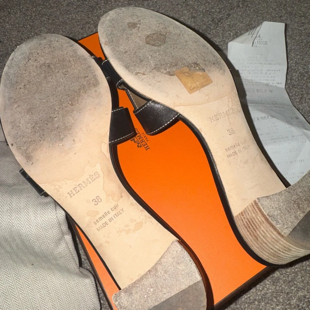 Hermes Oasis Heels - Picture 3 of 4